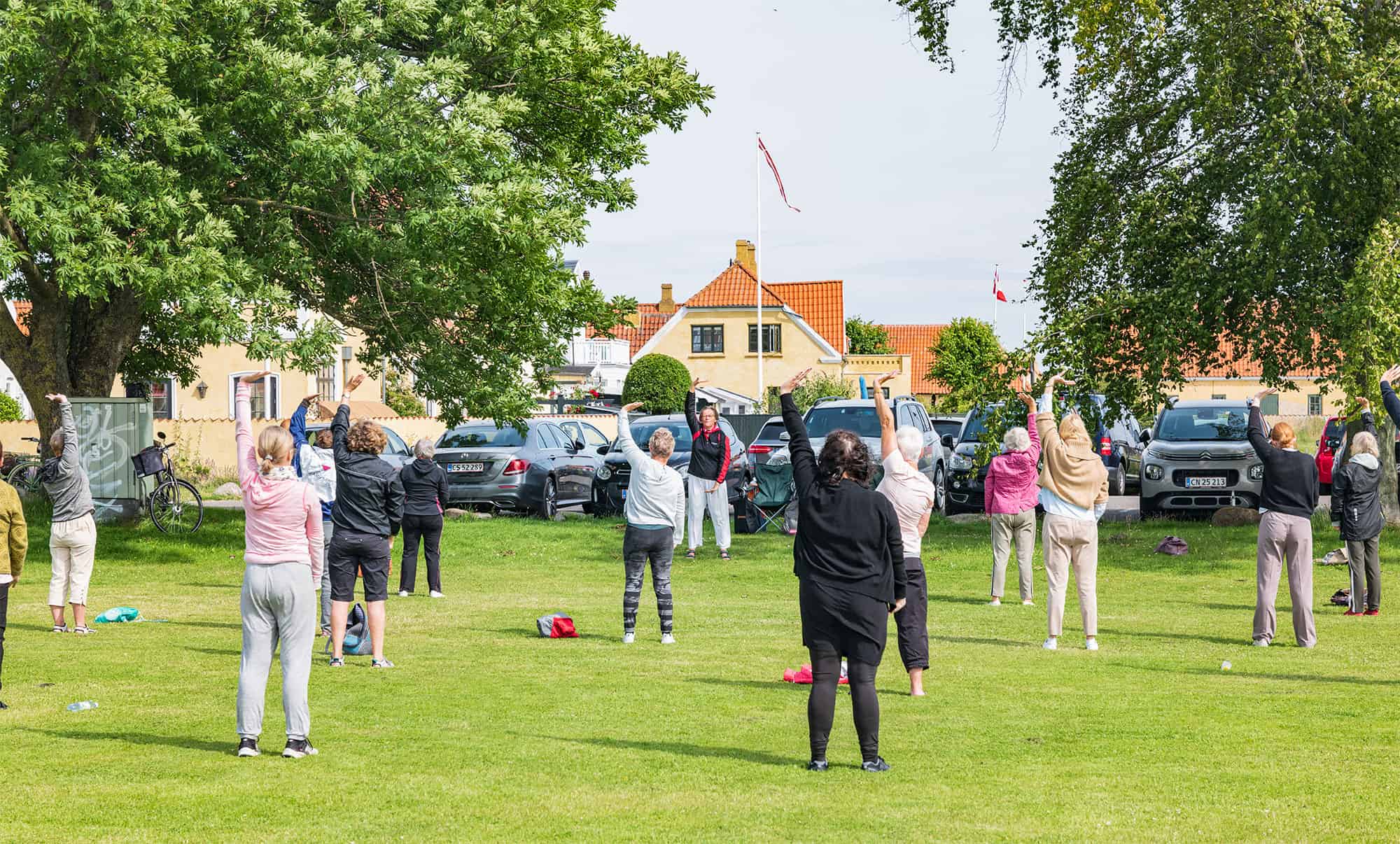 Qigong på plænen