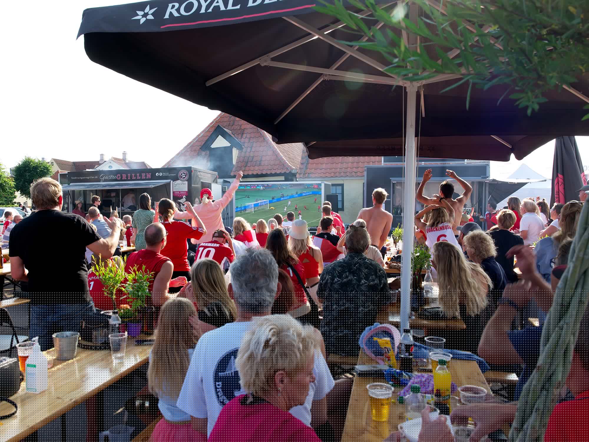Fodboldfest på Drag­ør Havn