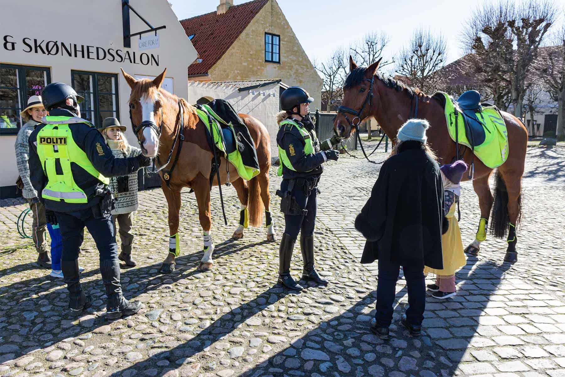 Politiet på besøg i Dragør