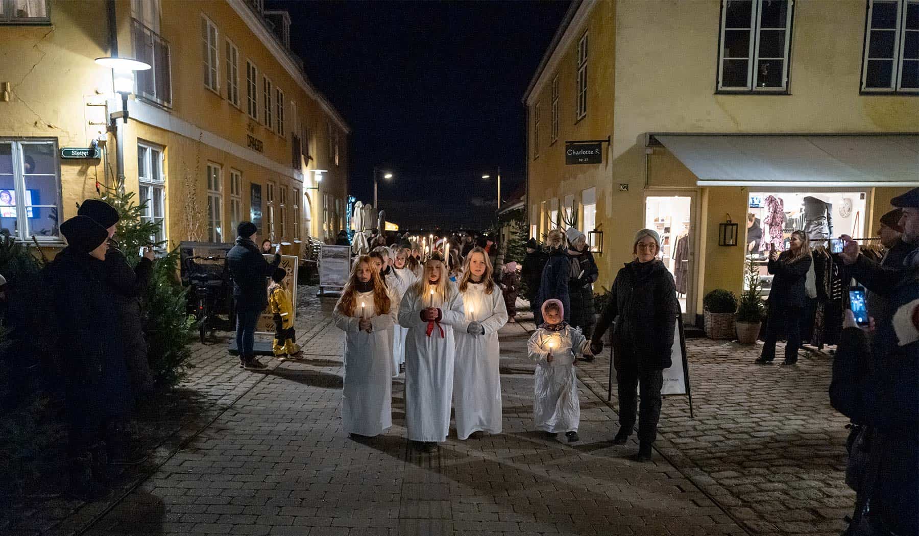 Levende Låger