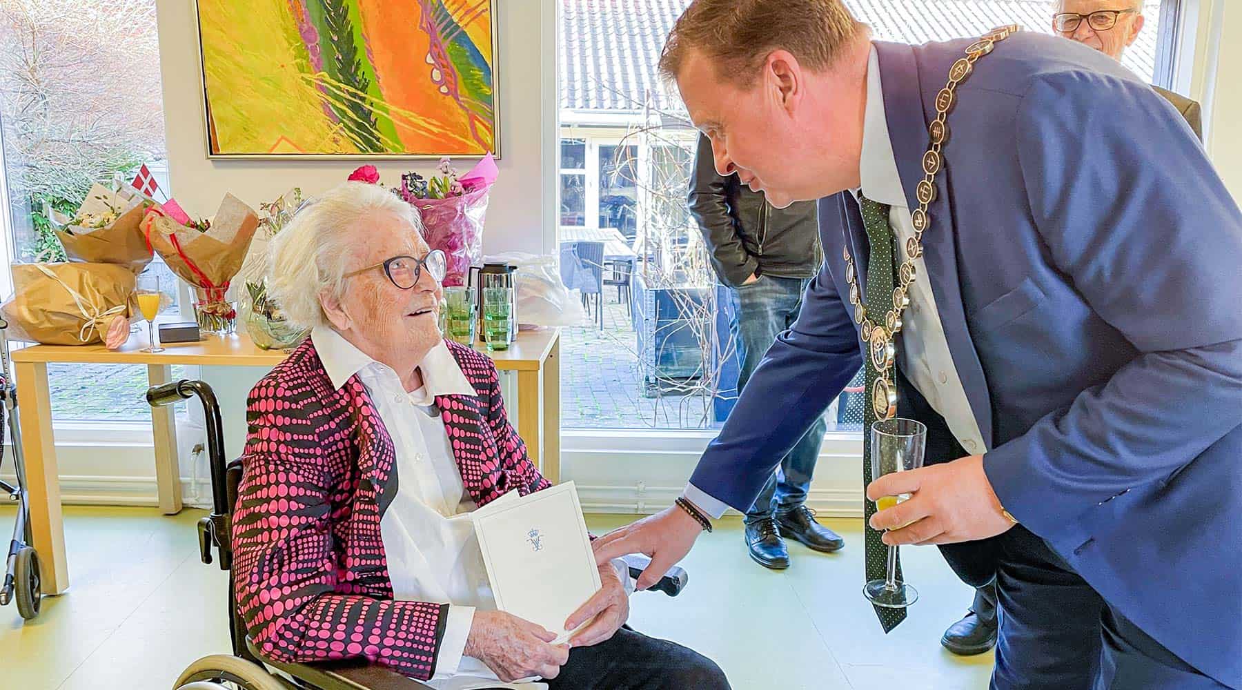 100 år