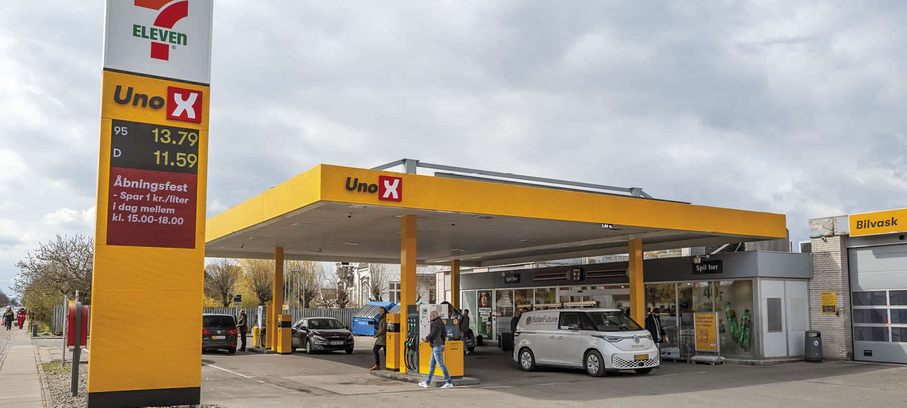 Nyåbning af tankstation på Kirkevej