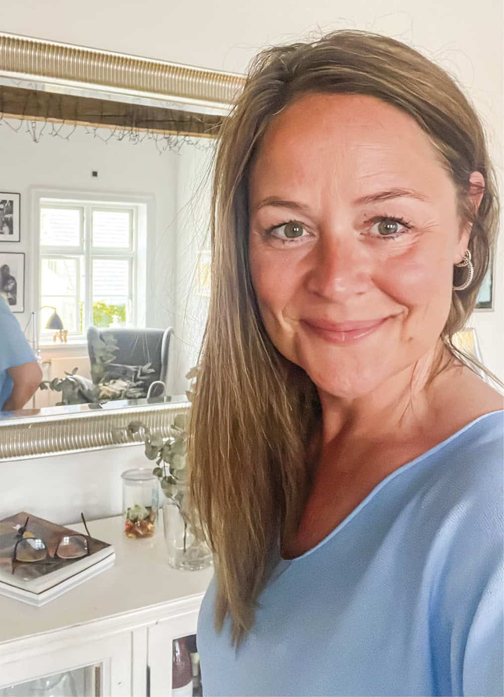 »Jeg savner, at folk tager telefonen og ringer«