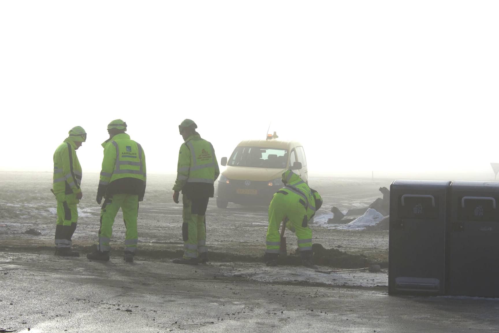 Biljagt lukkede luftrummet i to timer: Politiet leder fortsat efter føreren