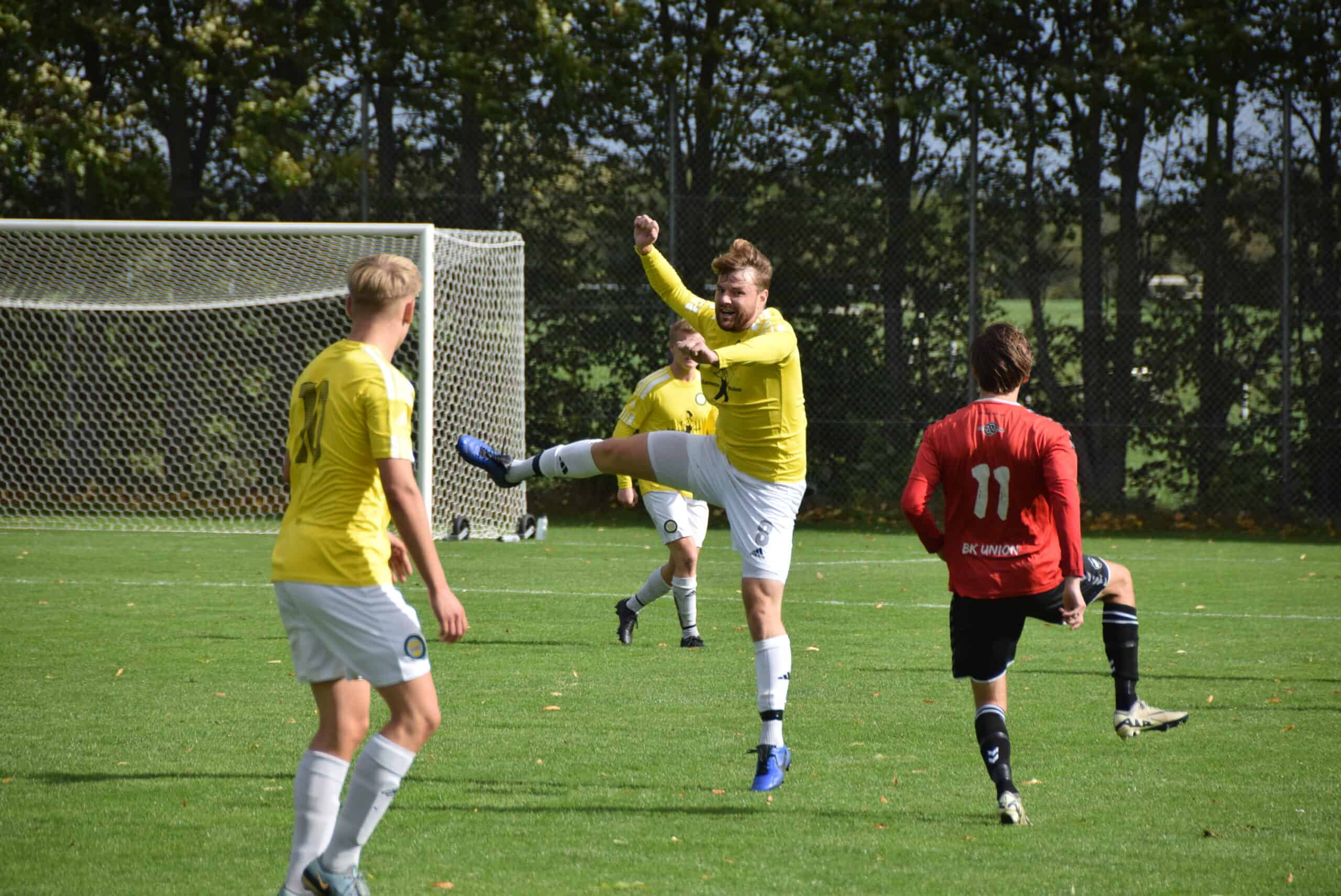 Fodboldherrer anlægger offensiv stil