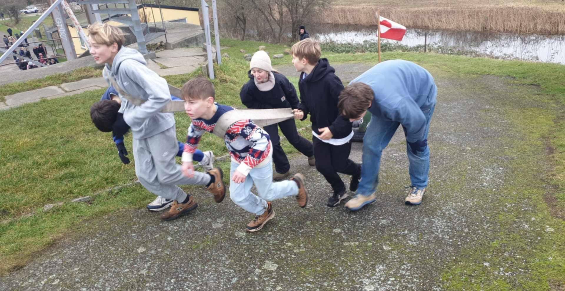 I Dragør har de unge styr på det grønlandske flag