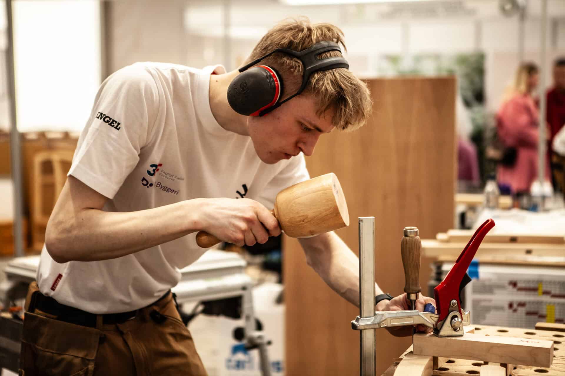 Skoletrætte elever kan komme i juniormesterlære