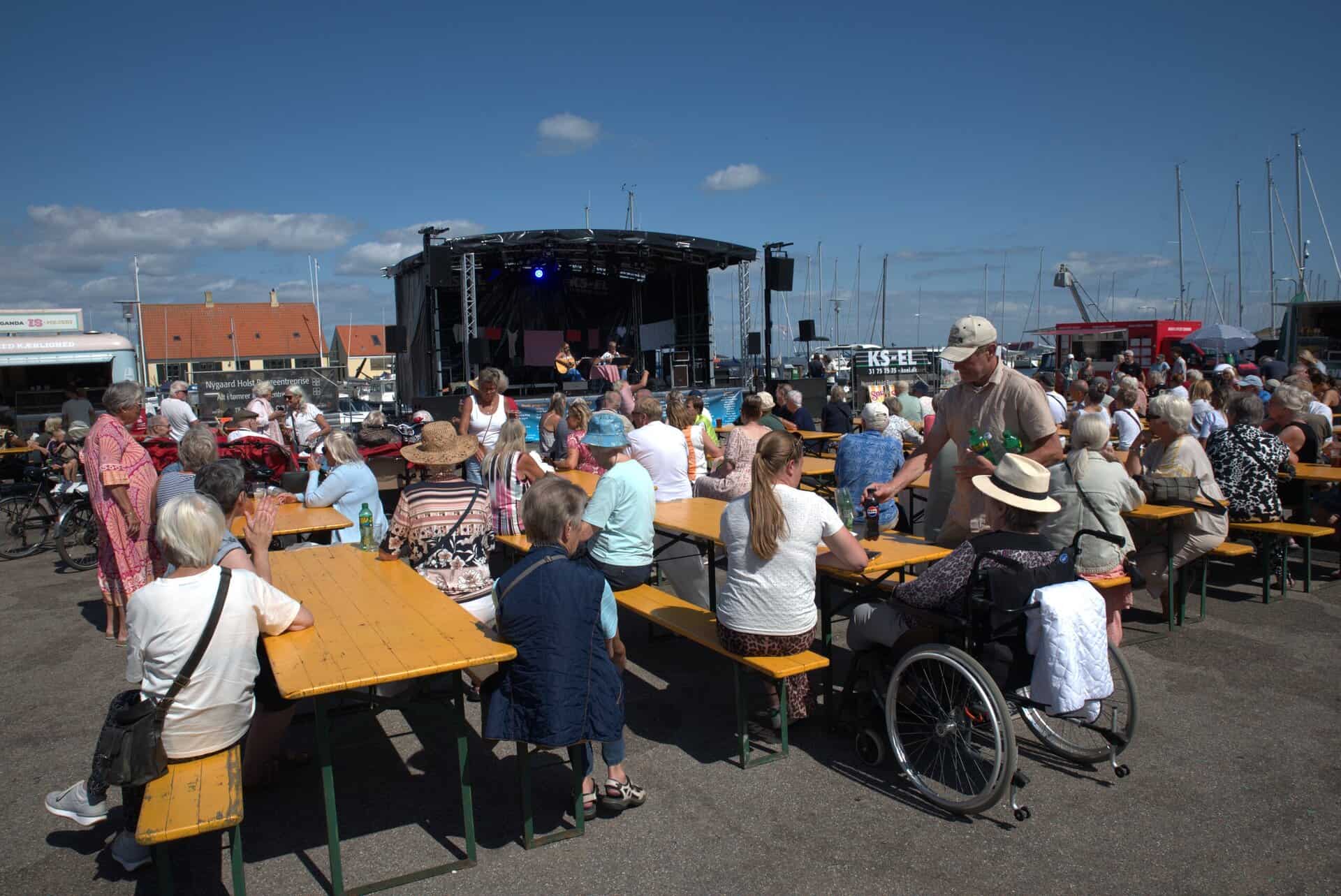 Fuld gang i havnefesten
