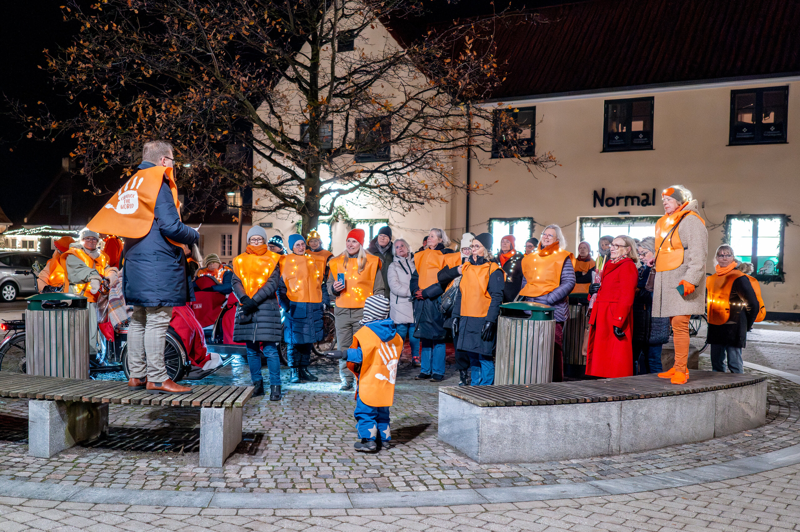 March mod kvindevold lyste op i novembermørket