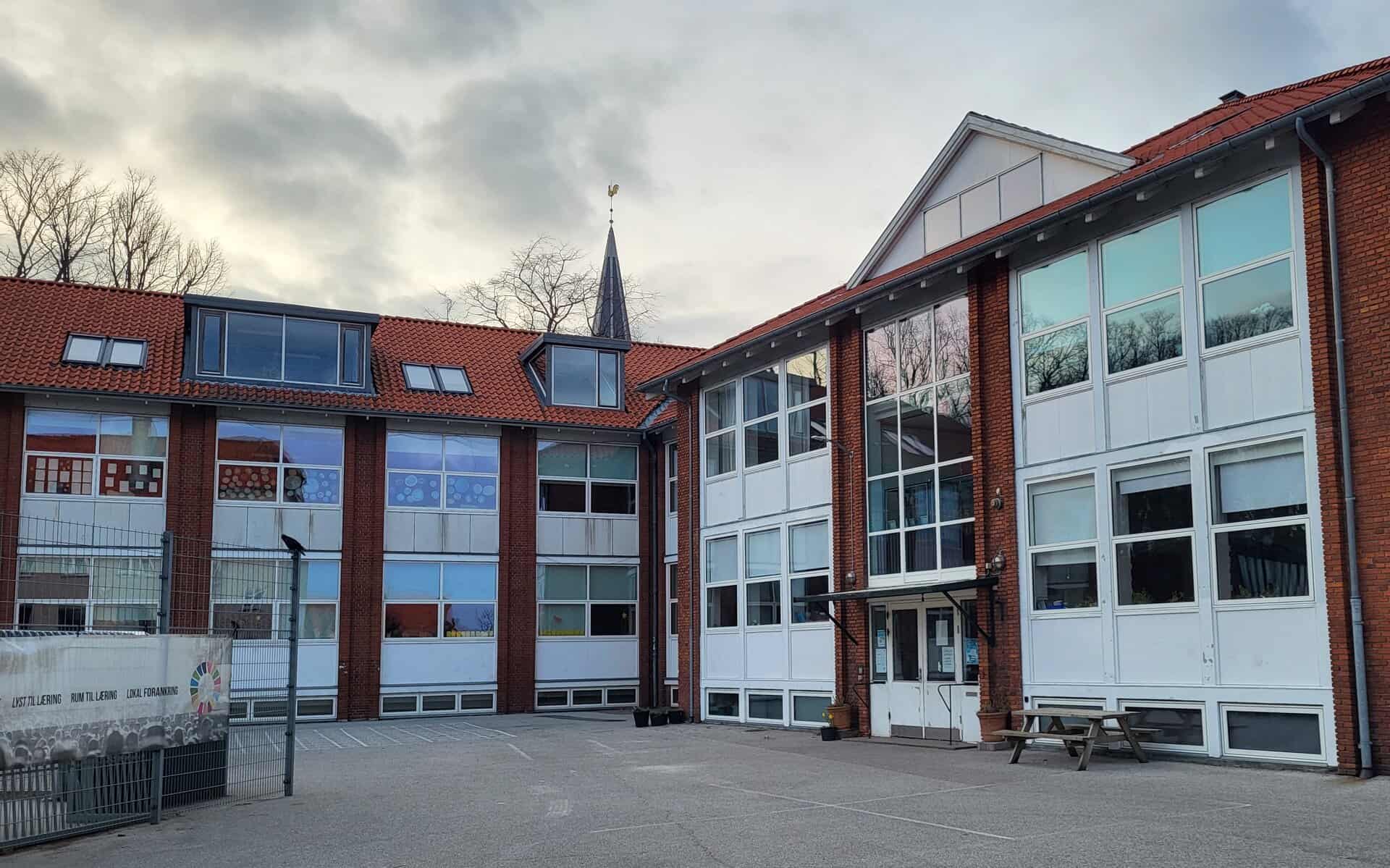 Dragør ligger både i bund og i top med fravær