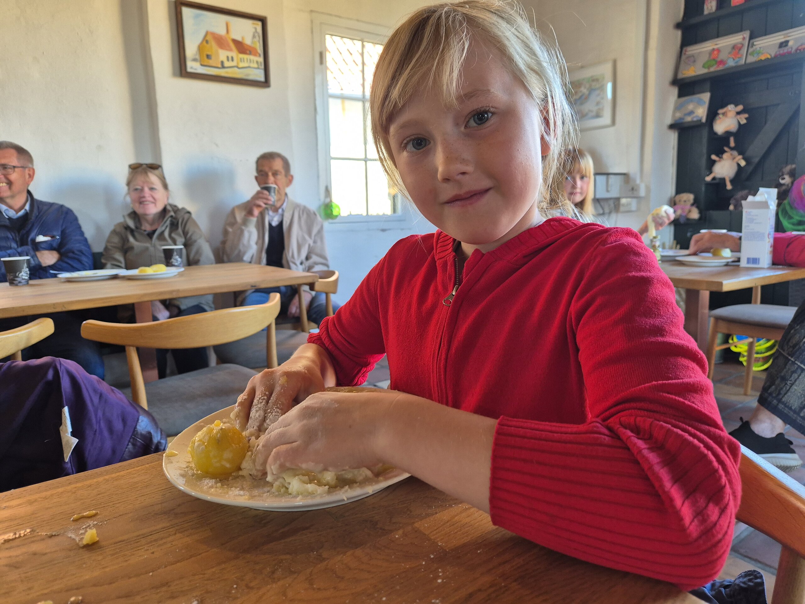 Besættelsen blev mindet med fortællinger om hverdagsliv og heltegerninger